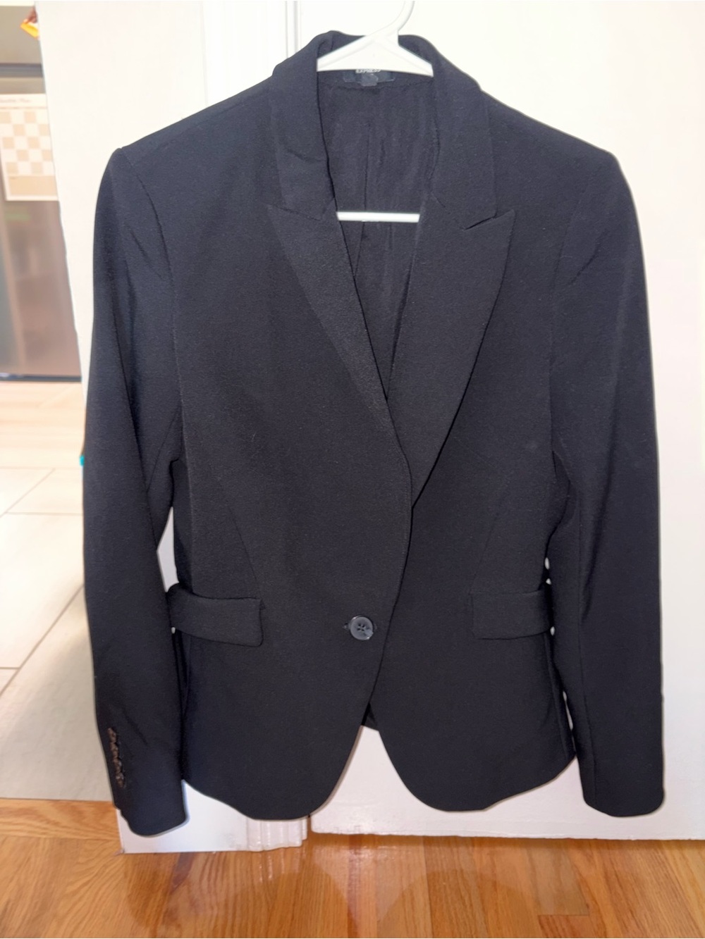 Express Black Single-Button Women's Blazer